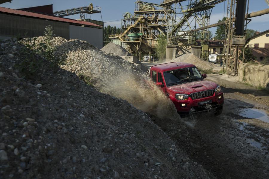  Mahindra GOA Pik Up Double Cab 2019 года  (EU) (фото 32 из 41)